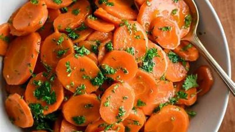 Happens to Your Health When You Eat Carrots